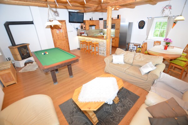 Ruim vakantiehuis Monika voor 14 personen bij Liberec met tuin en sauna - thumbnail 2
