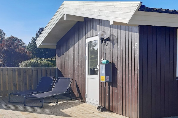 Kindvriendelijk vakantiehuis nabij Marielyst strand met WLAN en tuinspel - thumbnail 5