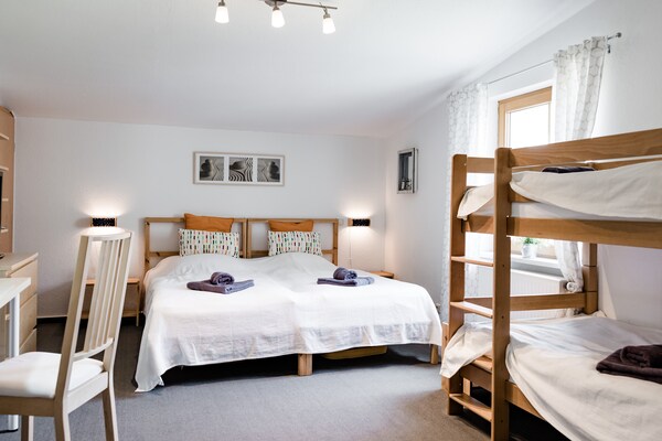 Ruim vakantiehuis met privésauna bij de Neuklostersee - thumbnail 3