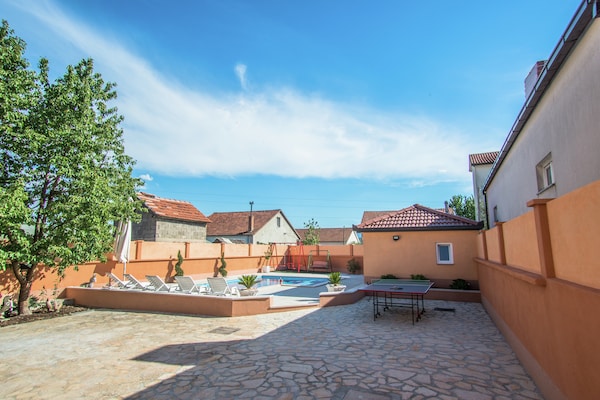 Villa Sucur - thumbnail 6