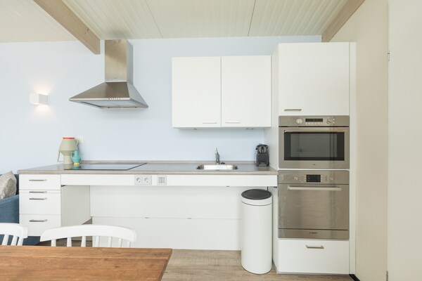 Sea Lodge Ameland: modern vakantiehuis in de duinen, honden welkom - thumbnail 3