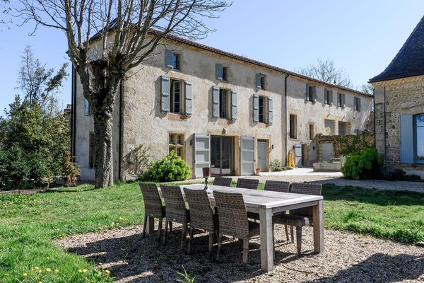 Authentiek landhuis voor 9 personen met privébos en zwembad in de Dordogne - thumbnail 2