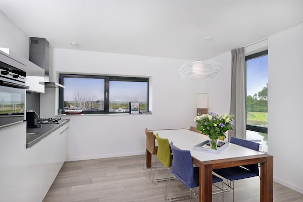 Designappartement Veerse Muze 7f met aanlegsteiger aan het Veerse Meer - thumbnail 2
