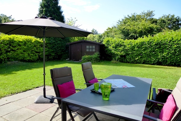 Vrijstaande familiebungalow aan Veerse Meer met houtkachel en grote tuin - thumbnail 5