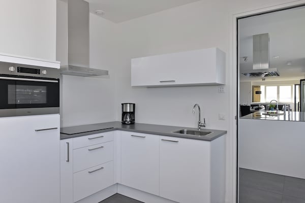 Exclusief penthouse met panoramisch uitzicht en privé aanlegsteiger aan het Veerse Meer - thumbnail 3