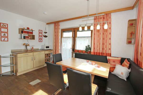 6-persoons appartement in Stumm op 300m van de piste - thumbnail 3