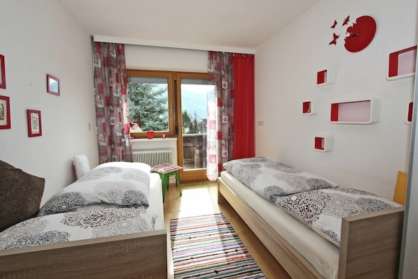 6-persoons appartement in Stumm op 300m van de piste - thumbnail 4