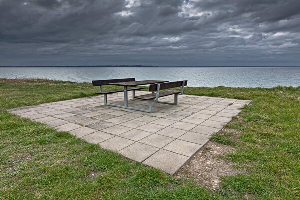 Panoramisch vakantiehuis op slechts 10 meter van de zee bij Brenderup - thumbnail 5