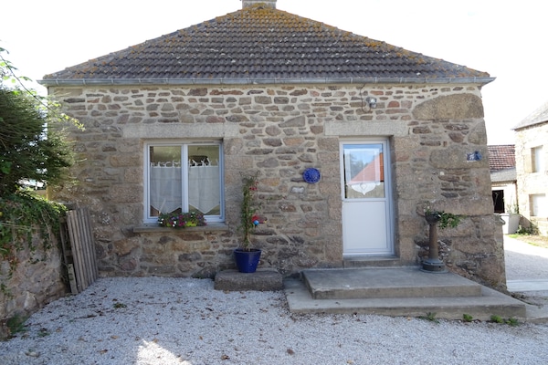 Modern landhuis met omheinde tuin, 2 km van het strand van Cosqueville - thumbnail 4