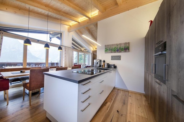 8-persoons chalet aan de piste in Neukirchen · 150 m² - thumbnail 6