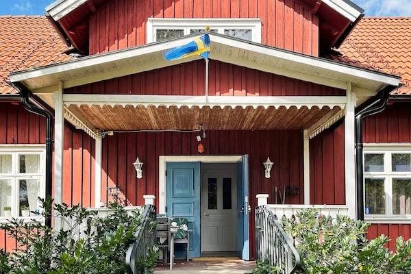 Traditioneel vakantiehuis in Småland met golfbaan en meer op 1,6 km - thumbnail 3