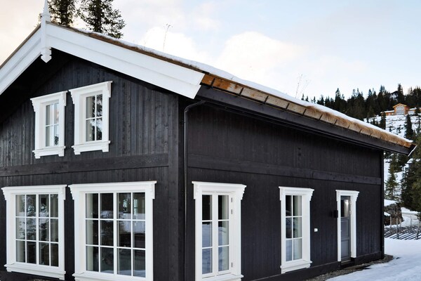 Licht vakantiehuis in Fåvang nabij skigebied Kvitfjell - thumbnail 1