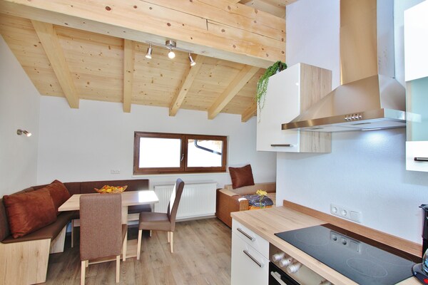 Ruim appartement voor 8 aan de skipiste in Hollersbach - thumbnail 6