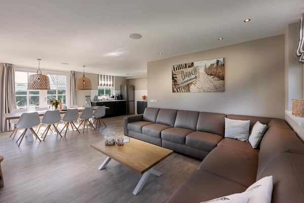 Vrijstaand vakantiehuis voor 10 personen op Bungalowpark de Gouden Spar in Noordwijk - thumbnail 2