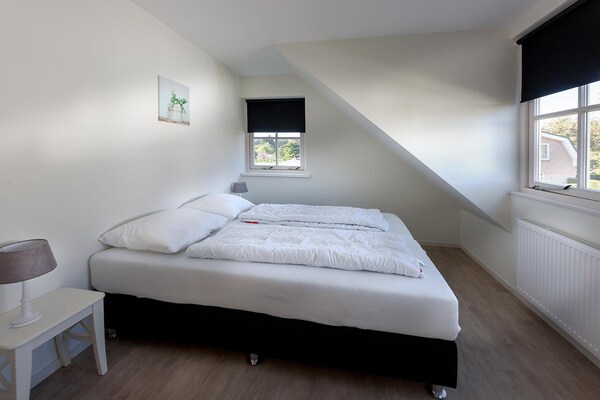 Vrijstaand vakantiehuis voor 10 personen op Bungalowpark de Gouden Spar in Noordwijk - thumbnail 5