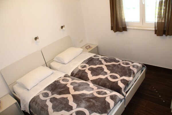 Gorgonia S3: Knus appartement bij zee in Veli Rat, Dugi Otok - thumbnail 3
