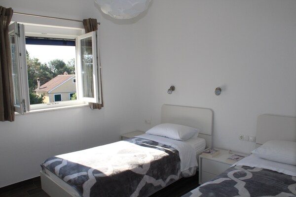 Gorgonia S4: Ruim appartement met dakterras op 100m van zee in Verunic - thumbnail 6