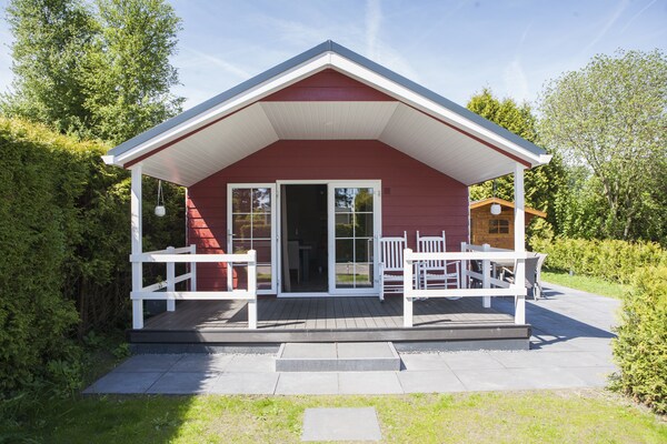 Chalet op Recreatiepark de Boshoek: wellness, natuur en honden welkom - thumbnail 1