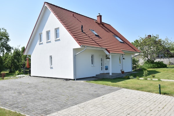 Ruim vakantiehuis Hornstorf voor 11 personen met tuin en open haard - thumbnail 2