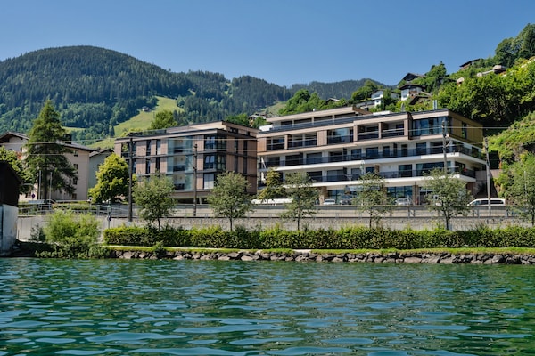 Mountain and Lake Twenty Three in Austria - a perfect villa in Austria?