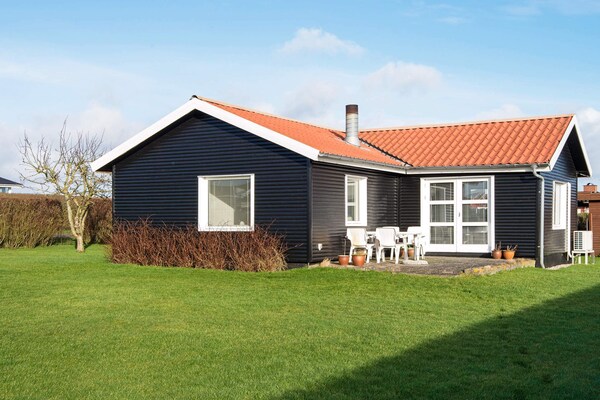 Gerenoveerd vakantiehuis op 100 meter van de kindvriendelijke kust van Hejls - thumbnail 1