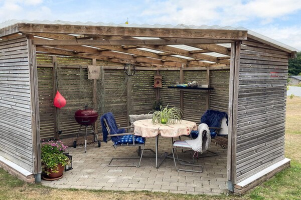 Op 900 m van zee: gezellig vakantiehuis voor 5 personen in Falkenberg - thumbnail 2