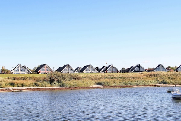 Vrijstaand vakantiehuis direct aan zee met sauna en panoramisch uitzicht in Wendtorf - thumbnail 4