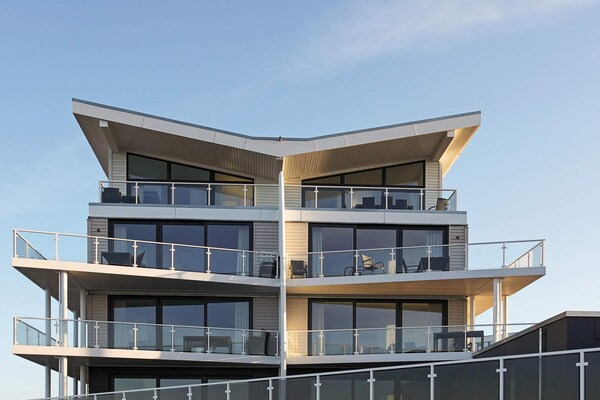 12-persoons luxe appartement aan zee in Wendtorf - thumbnail 2