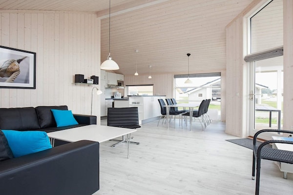 Stijlvol Deens vakantiehuis met sauna & whirlpool op 500m van zee - thumbnail 2