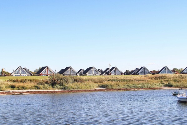 Vrijstaand vakantiehuis op 70 meter van zee met sauna en panoramisch uitzicht - thumbnail 2