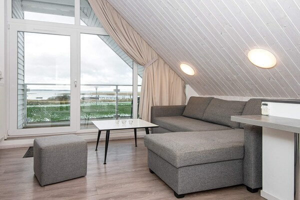 Vrijstaand vakantiehuis op 70 meter van zee met sauna en panoramisch uitzicht - thumbnail 1