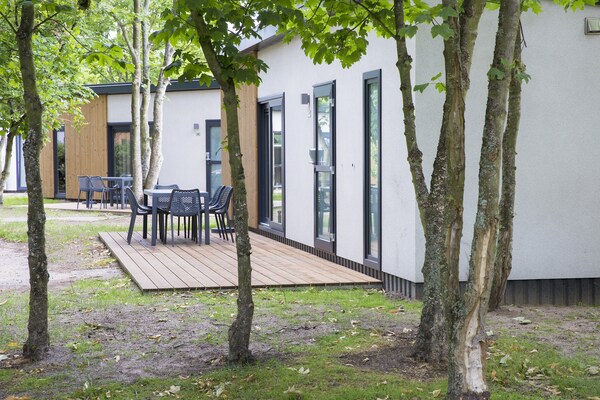 Modern chalet op Vakantiepark Kijkduin, 6 pers., hond toegestaan, 47m² - thumbnail 6