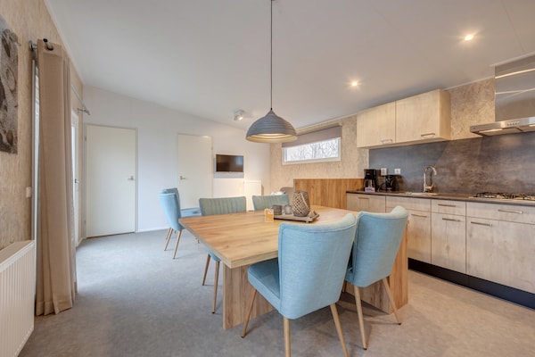 Modern chalet op Vakantiepark Kijkduin, 6 pers., hond toegestaan, 47m² - thumbnail 3