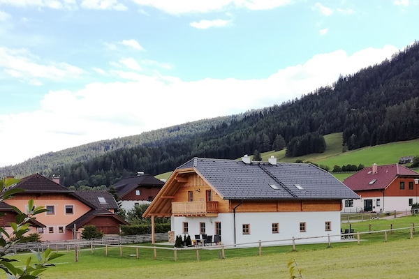 wolfgang-chalet-a sleeps 4