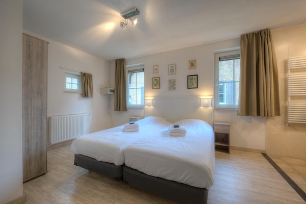 Luxe Comfort-villa voor 10 personen op Vakantiepark Weerterbergen - thumbnail 6