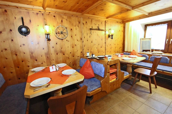 chalet-huben-l sleeps 30