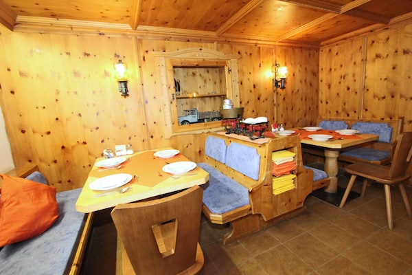 chalet-huben-l sleeps 30