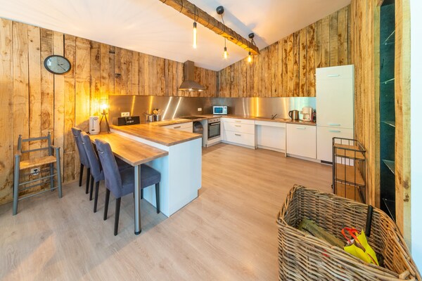 Chalet Bleu: Luxe 8-persoons chalet met privésauna aan het meer in de Ardennen - thumbnail 2