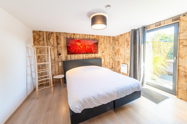 Chalet Bleu: Luxe 8-persoons chalet met privésauna aan het meer in de Ardennen - thumbnail 4