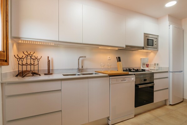 Authentiek landhuis in de bossen van Castellnou de Bages voor 6 personen - thumbnail 2