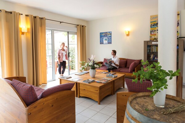 Knus appartement voor 6 personen op vakantiepark met zwembaden in Vallon Pont d'Arc - thumbnail 4