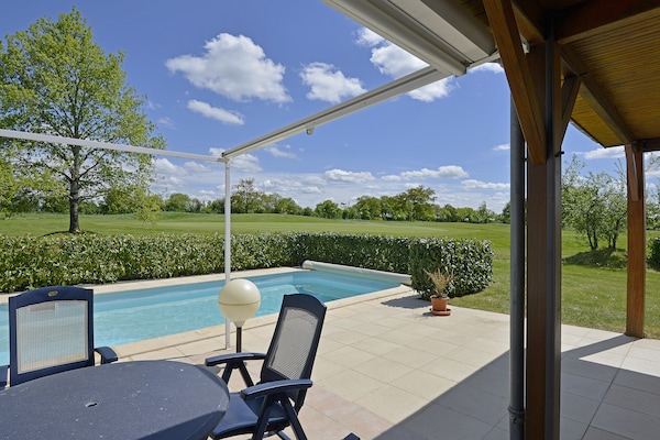 Villa met privézwembad in Vasles voor 6 personen · 115 m² - thumbnail 2