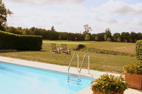 Villa met privézwembad in Vasles: luxe rust in L'Aveneau - thumbnail 2