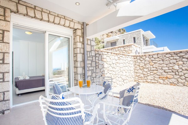 Villa Horizontes: Luxe villa met privézwembad & golfterrein op Rhodos - thumbnail 6