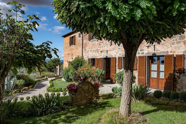 Privézwembad en landelijke charme in villa Borgo Le Spighe, Cortona - thumbnail 1