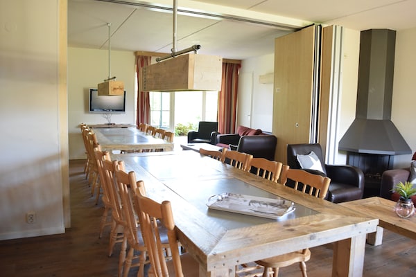 Luxe groepsbungalow met 8 slaapkamers op de Veluwe, honden welkom - thumbnail 3
