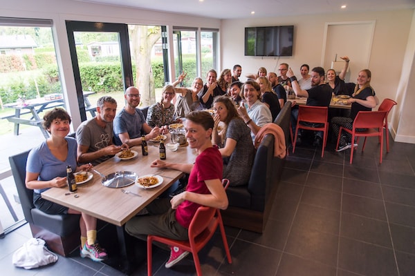 Bosvilla met wellness op de Veluwe voor 26 personen - thumbnail 3