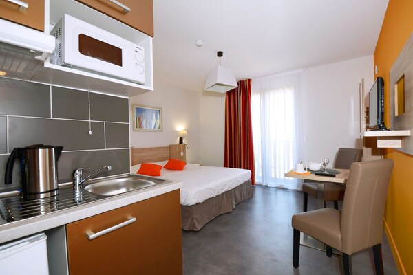 Modern appartement in Sète, vlakbij zee met balkon en airco - thumbnail 3