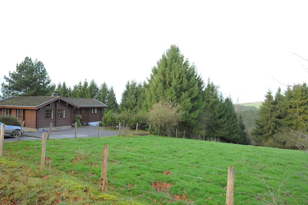 8-persoons chalet met sauna en hottub in Beffe, Ardennen - thumbnail 2