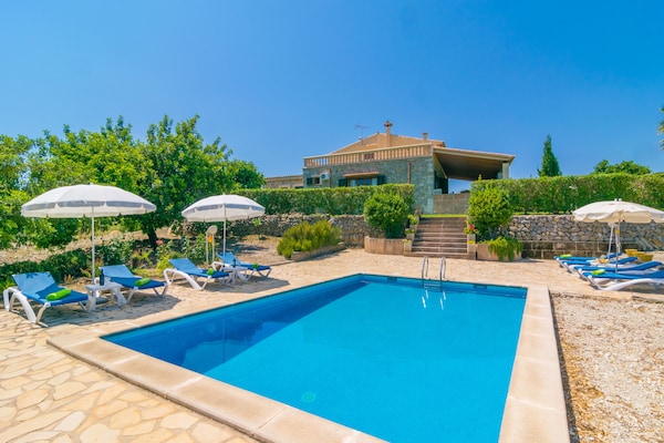 Villa Cantabou: Vrijstaand genieten met privézwembad aan de voet van de Tramuntana - thumbnail 1